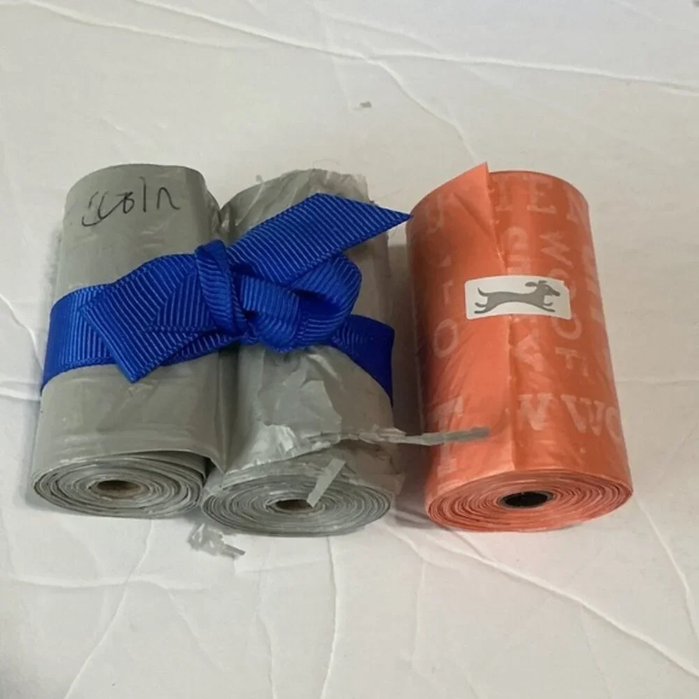 Collapsible Blue Pet Bowl with Waste Bags
